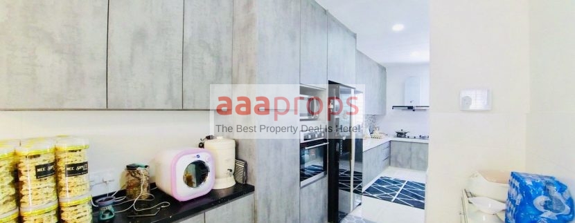 -6102514934496733807_121