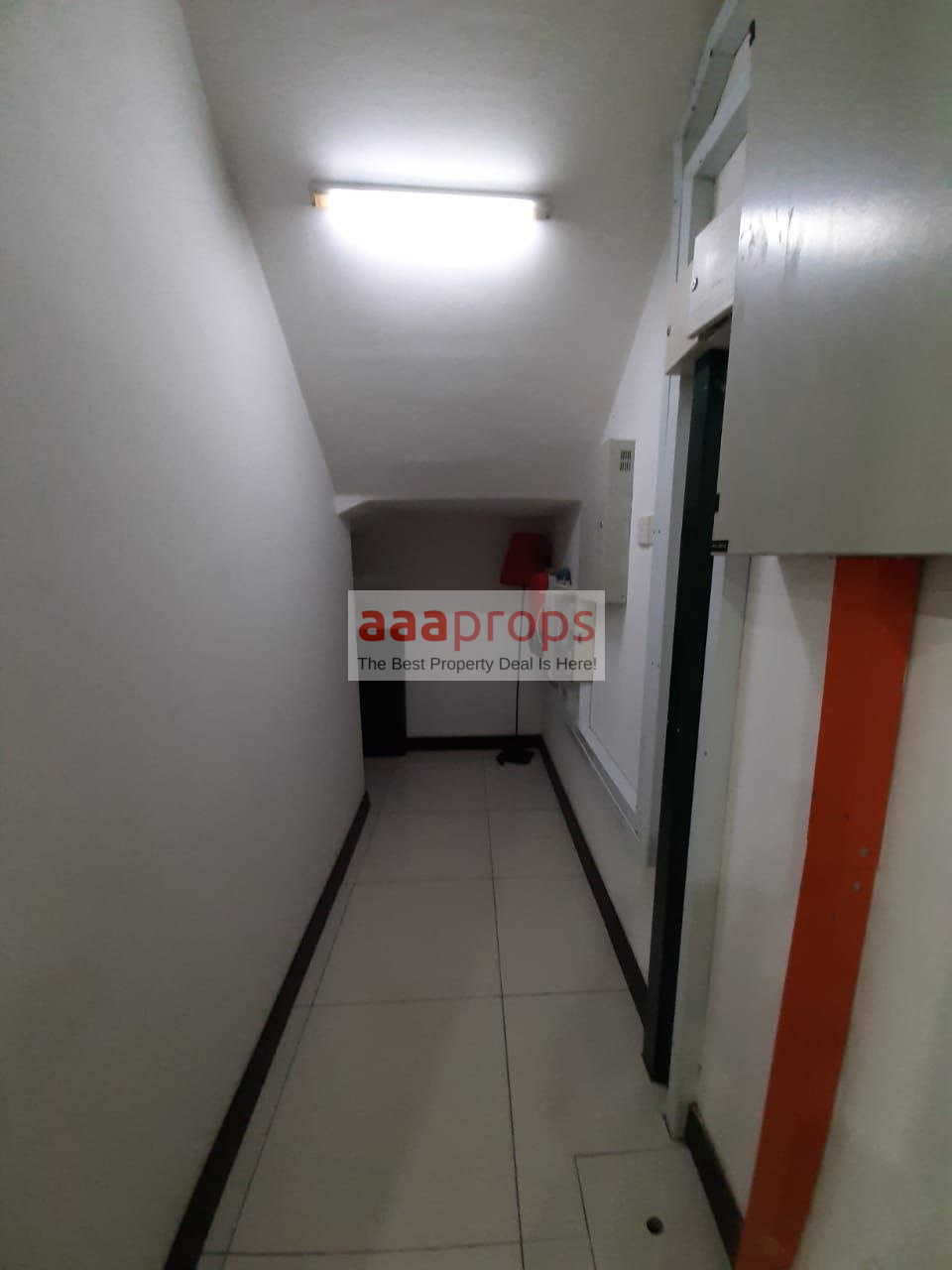 msg-1001580774376-1712