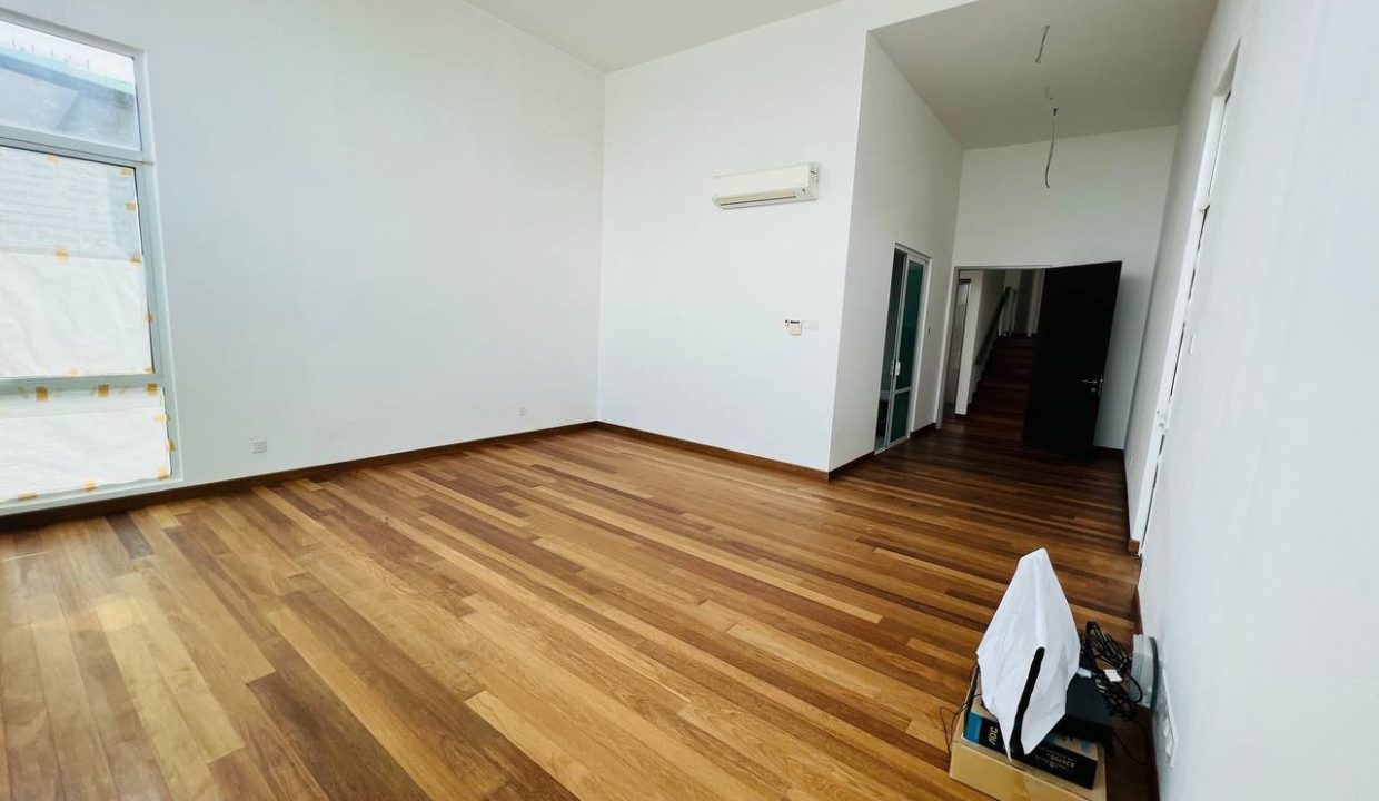 6132021480079342541
