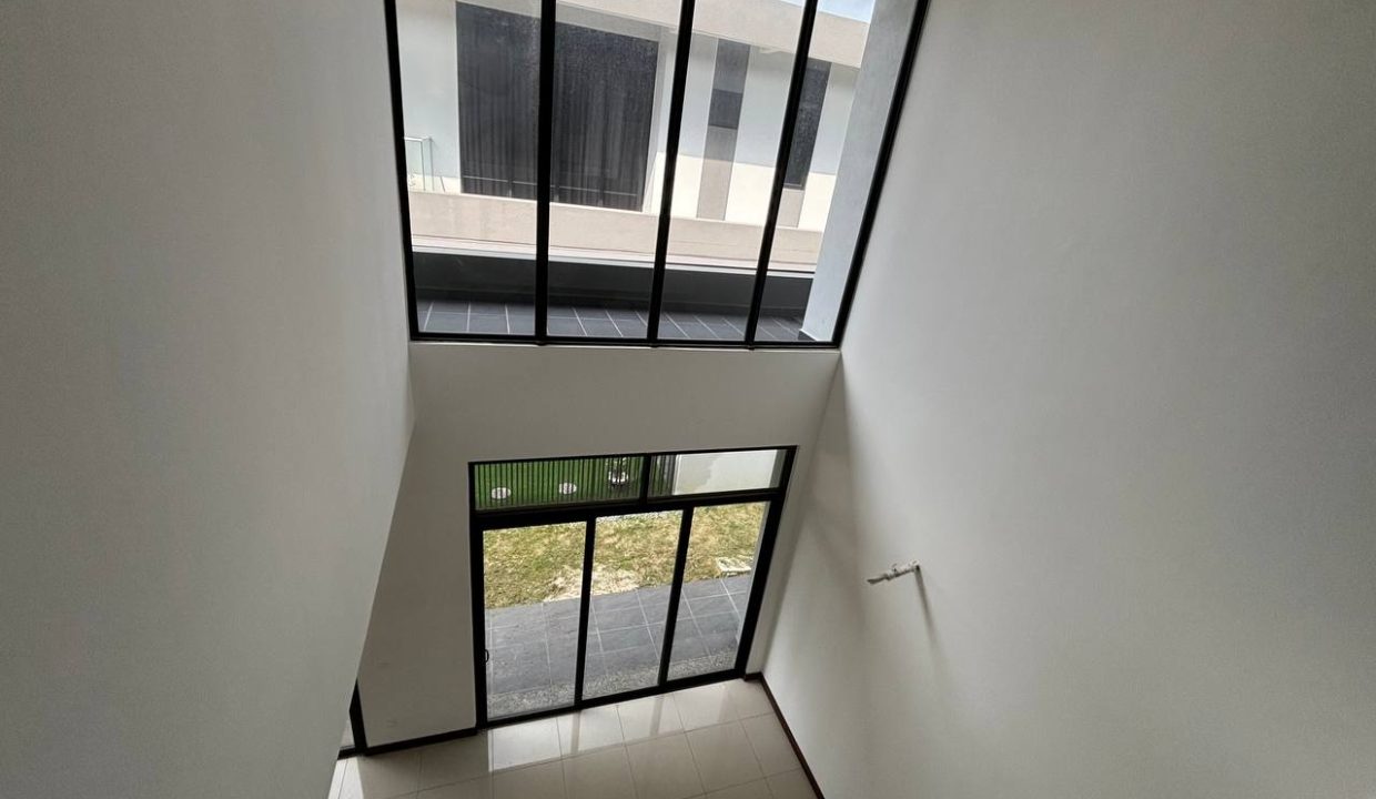 6201628301353663626