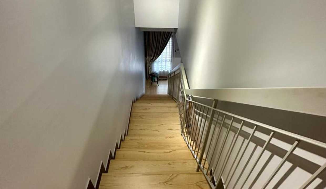 list-20955-06-664d6cb64904e2.60141909