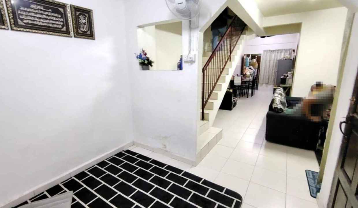 list-72772-02-67d363200fa427.50492746