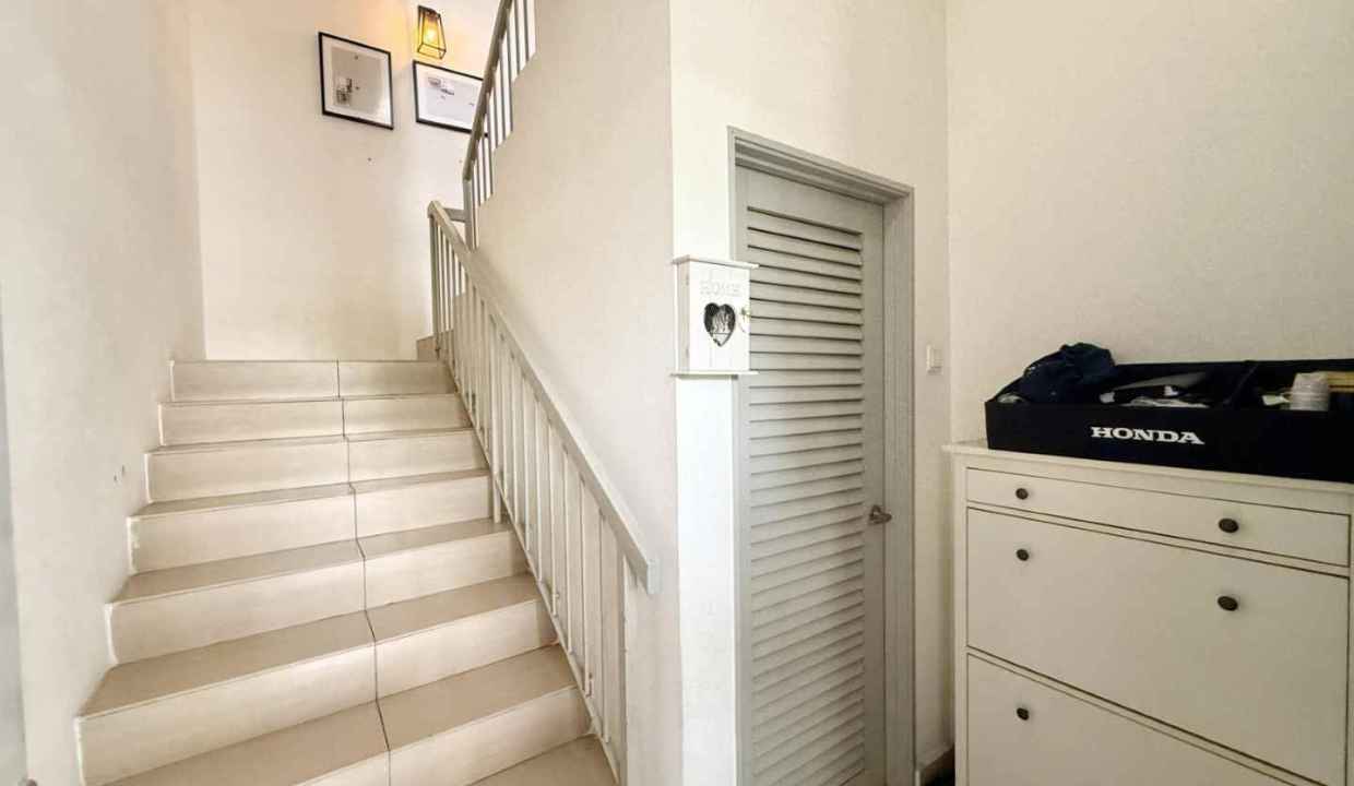 list-121833-04-6923a121079055.98470730