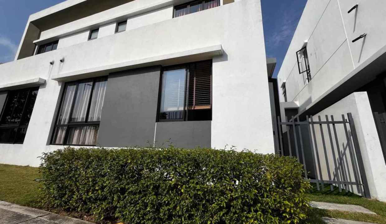 list-102177-11-68a1e5fe63cba6.16015413