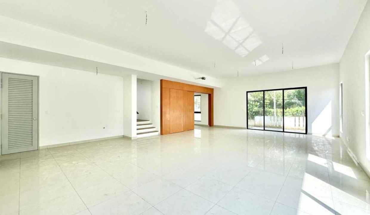 list-93813-08-687079cdc9c158.55109850