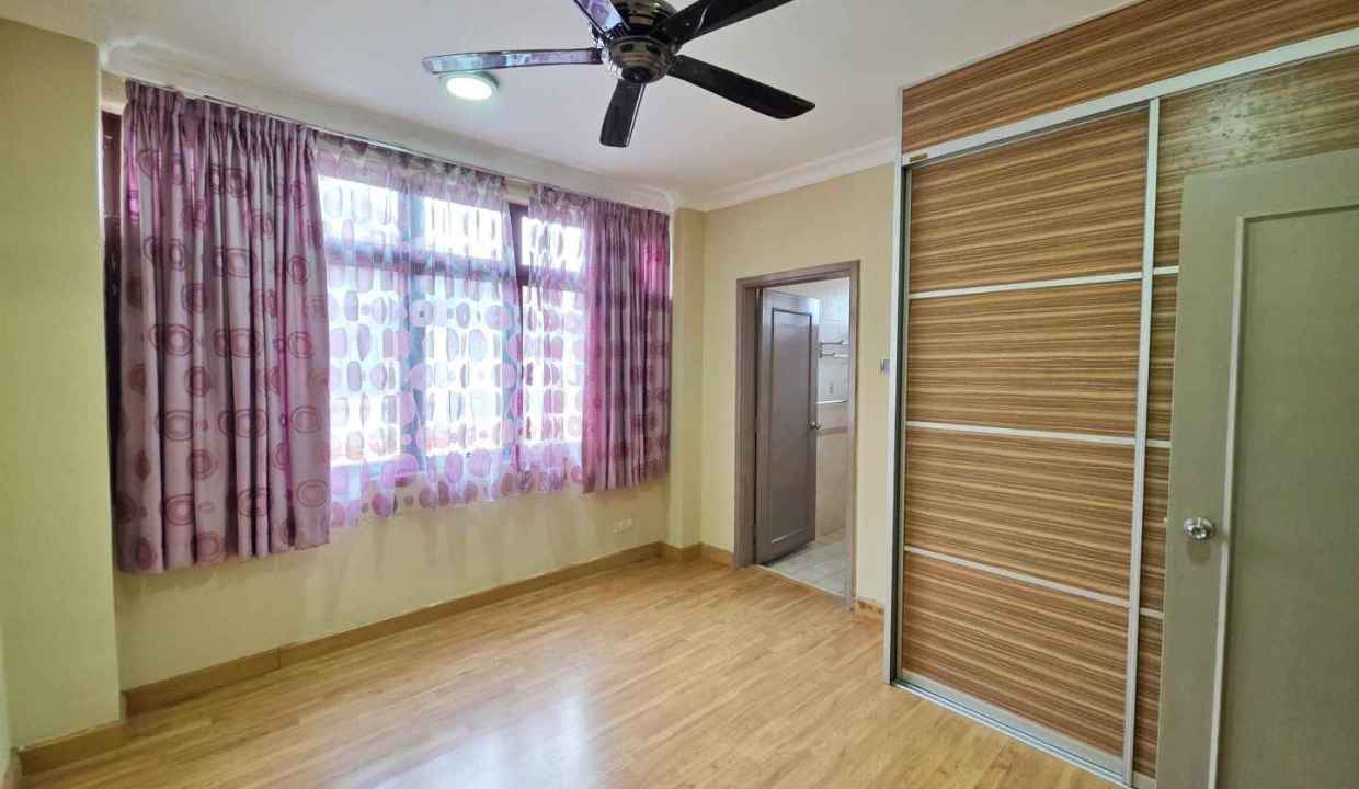 list-163178-24-6a6753643e76d5.79568613