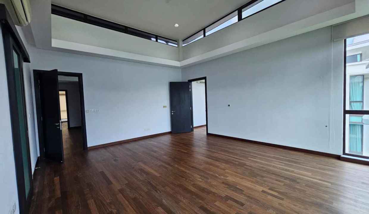list-53392-02-675e2f3b37cfc3 (16)