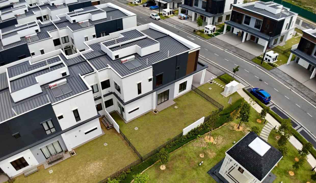 2 STOREY CLUSTER SEMI-D BOHEMIA @ ECO SANCTUARY, BANDAR RIMBAYU (3)
