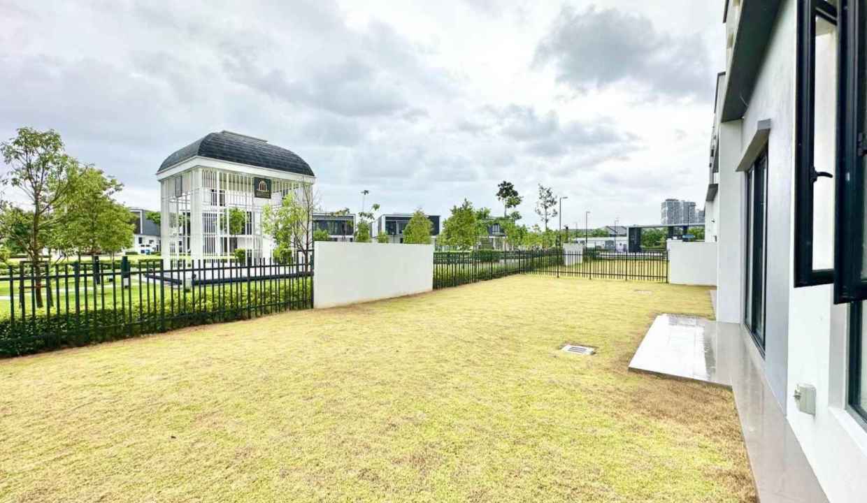 CORNER LOT 2-STOREY SEMI-D BOHEMIA @ ECO SANCTUARY, BANDAR RIMBAYU (23)