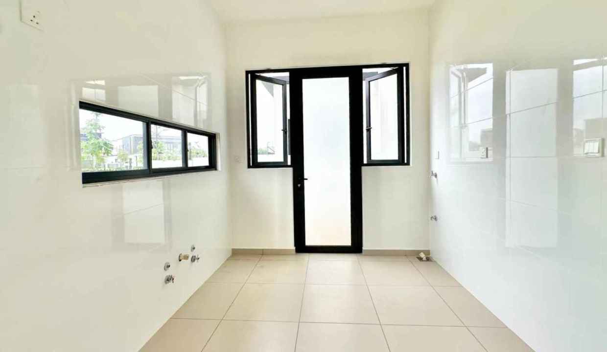 CORNER LOT 2-STOREY SEMI-D BOHEMIA @ ECO SANCTUARY, BANDAR RIMBAYU (7)