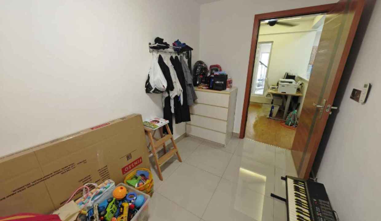 DOUBLE STOREY HOUSE @ JALAN SP , BANDAR SAUJANA PUTRA (11)