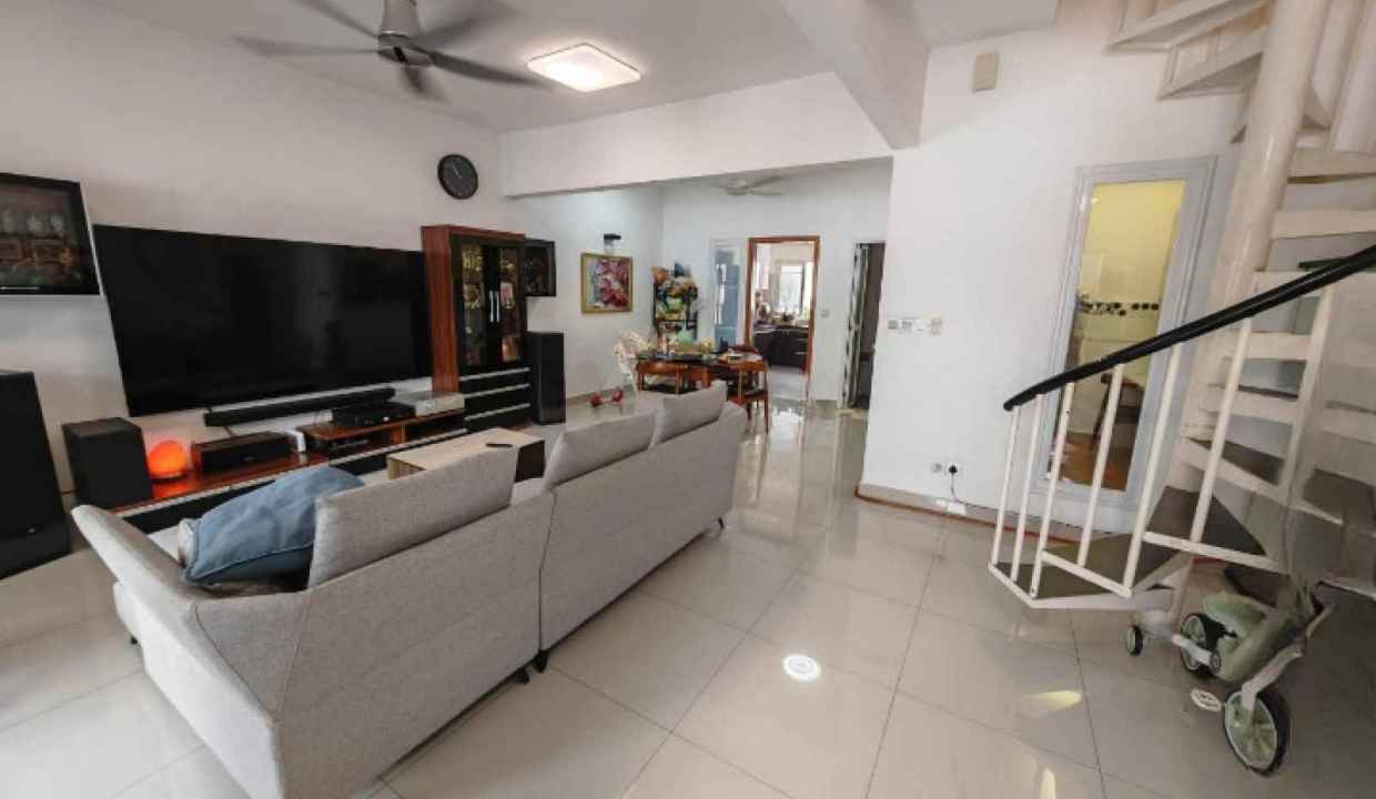 DOUBLE STOREY HOUSE @ JALAN SP , BANDAR SAUJANA PUTRA (3)