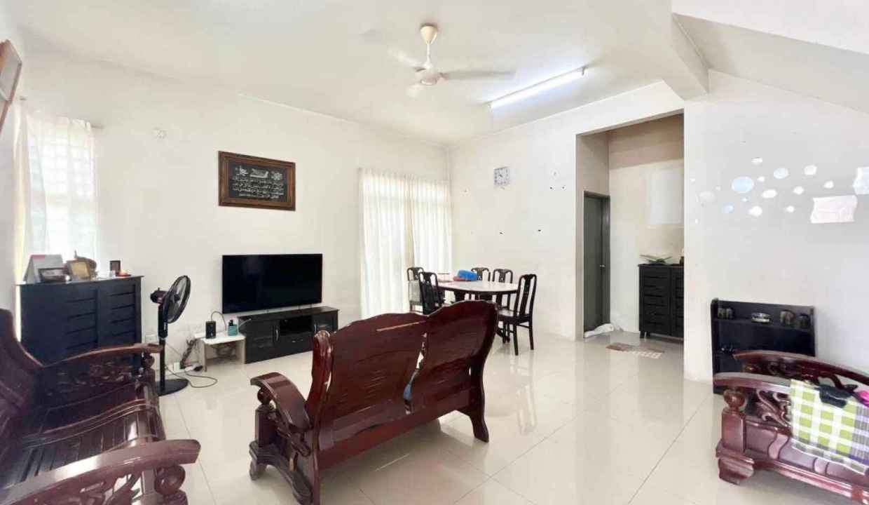 Double Storey Semi-D Cluster, SP 10 @ Bandar Saujana Putra (2)