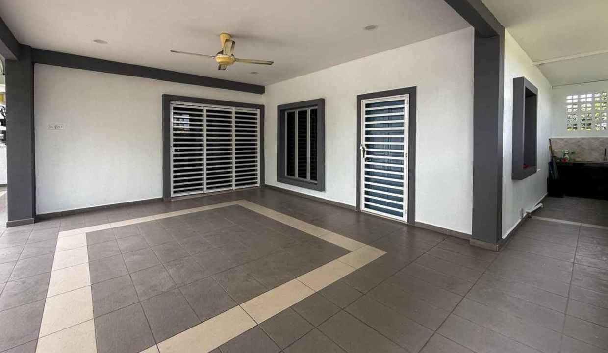 Facing Open 2 Storey House Saujana Putra 8 BANDAR SAUJANA PUTRA sp8 (20)