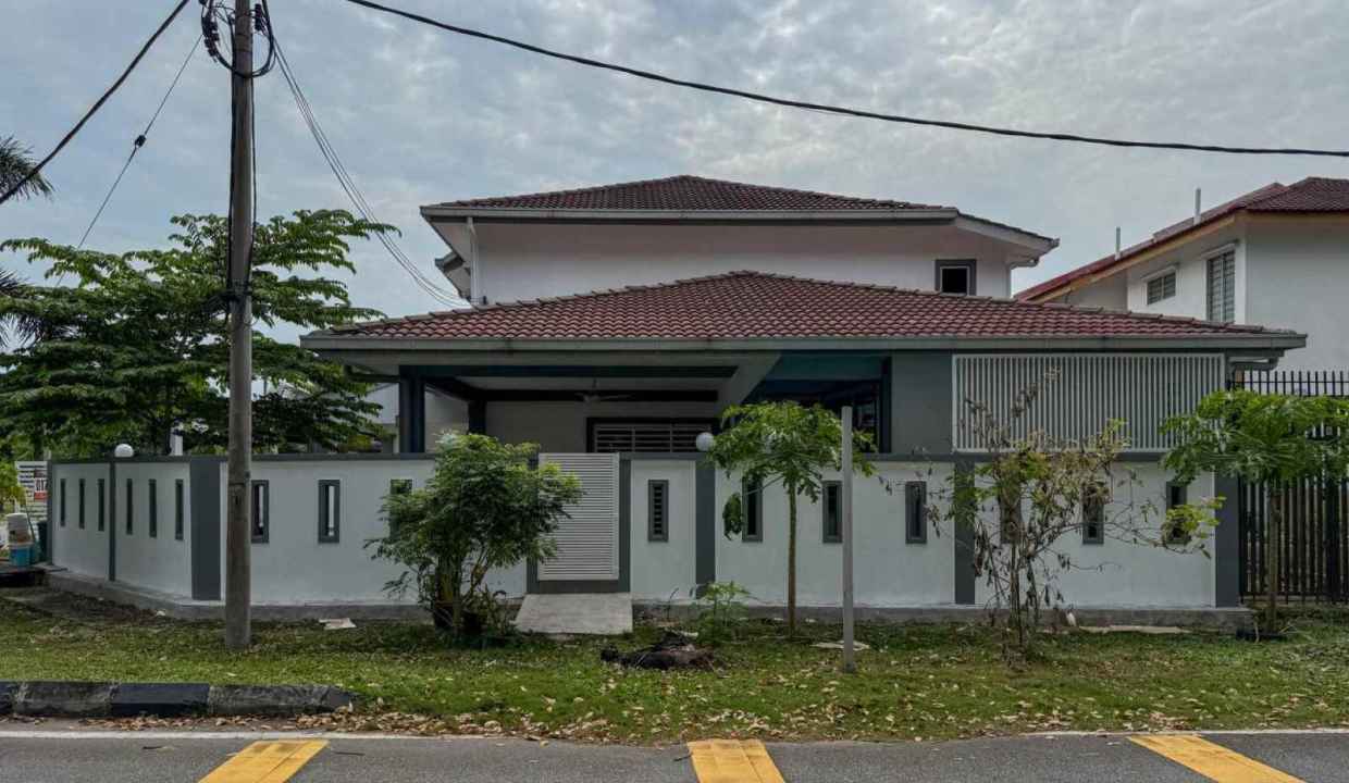 Facing Open 2 Storey House Saujana Putra 8 BANDAR SAUJANA PUTRA sp8 (23)