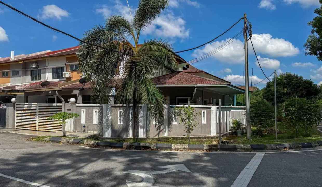 Facing Open 2 Storey House Saujana Putra 8 BANDAR SAUJANA PUTRA sp8 (25)