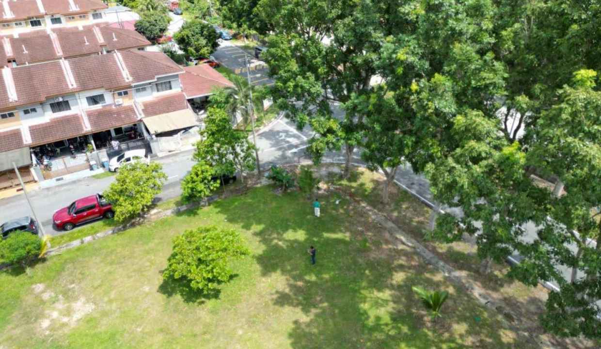 Facing Open 2 Storey House Saujana Putra 8 BANDAR SAUJANA PUTRA sp8 (30)