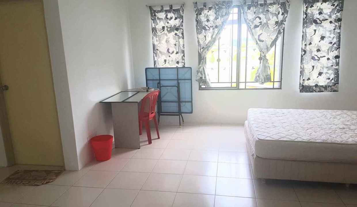 Renovated Double Storey Terrace @ Bandar Saujana Putra (SP3_31) (2)