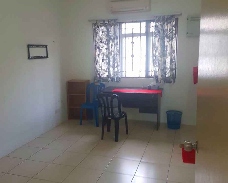 Renovated Double Storey Terrace @ Bandar Saujana Putra (SP3_31) (3)