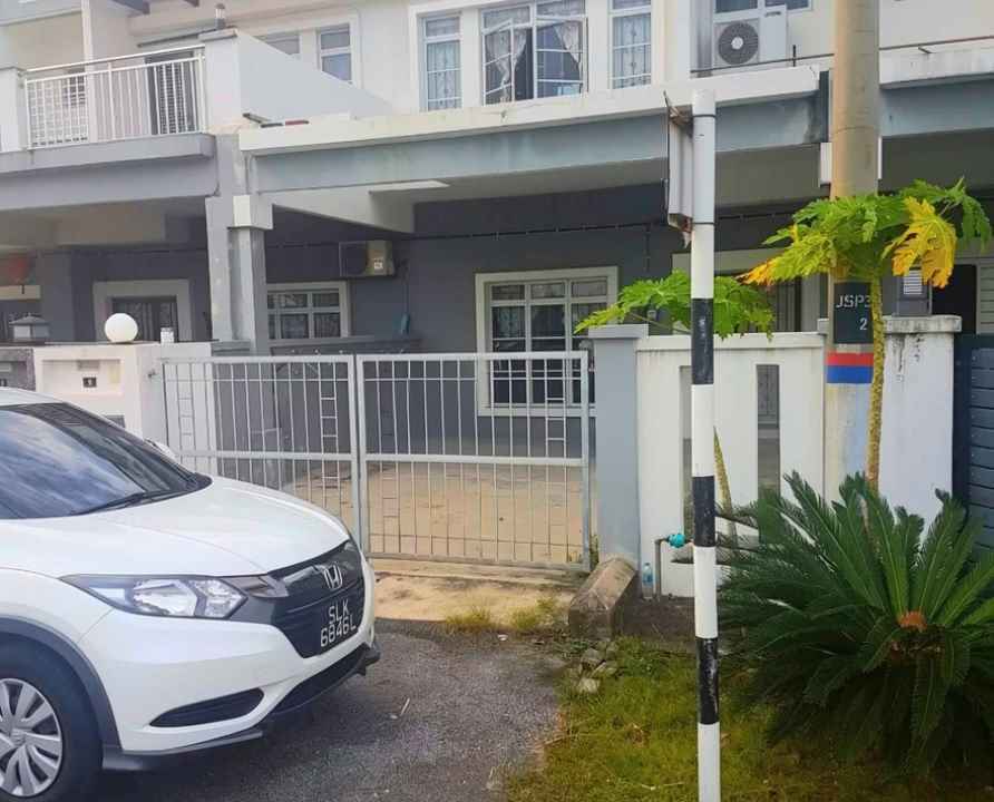 Renovated Double Storey Terrace @ Bandar Saujana Putra (SP3_31) (9)