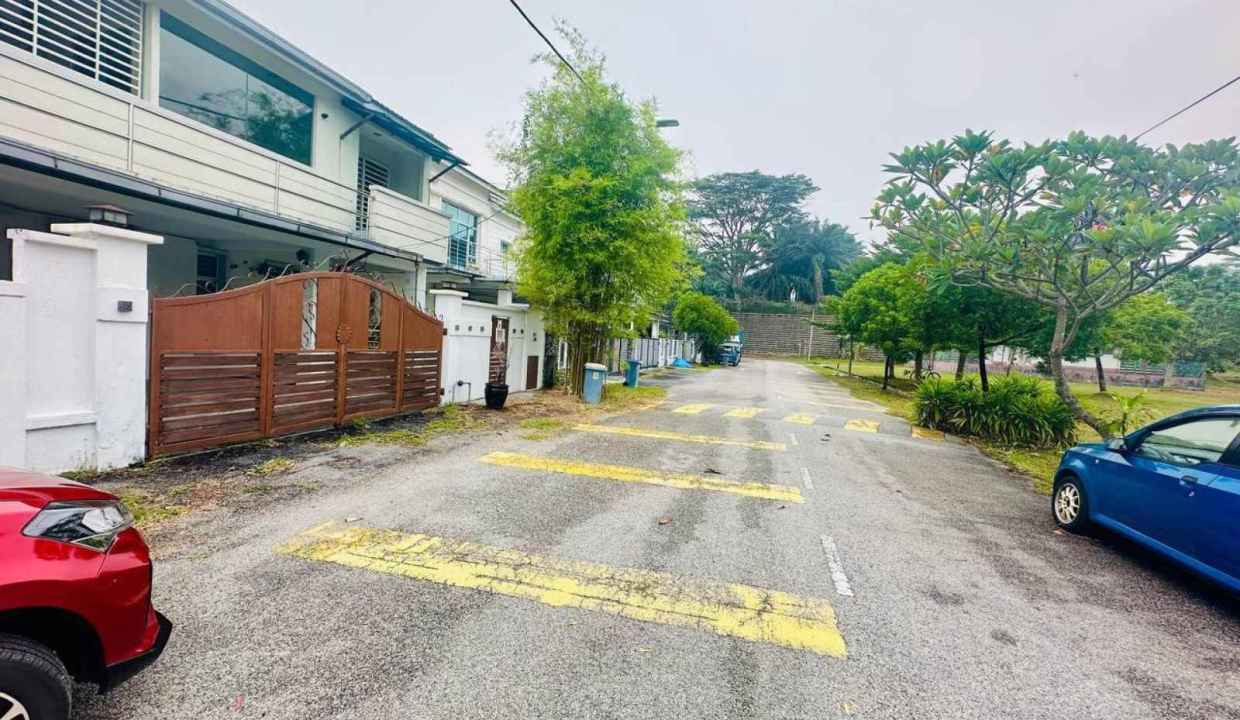 SEMI D CLUSTER SP9 BANDAR SAUJANA PUTRA (2)